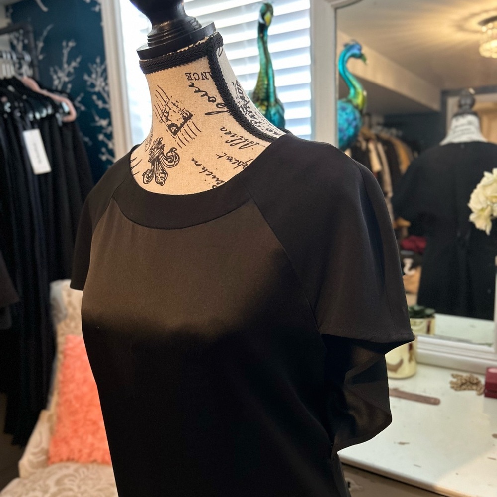 This GERARD DAREL ,BLACK DRESS Is very ELEGANT  size 38
♥️🛍️ - Picture 8 of 14